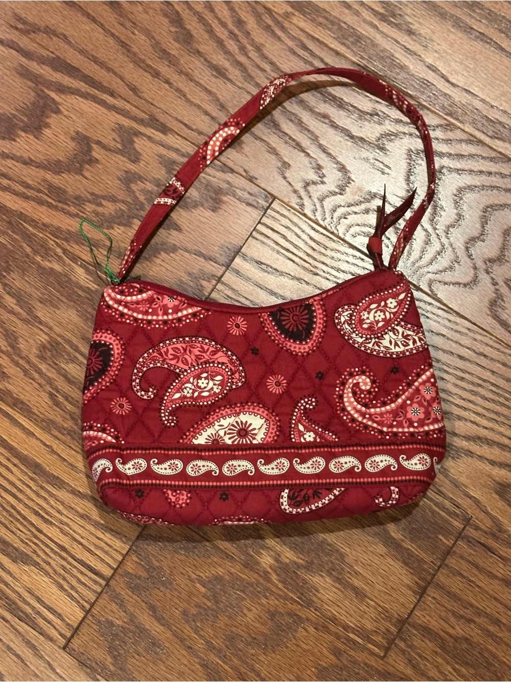 New - Quilted Red Paisley Shoulder Bag - Picture 2 of 7
